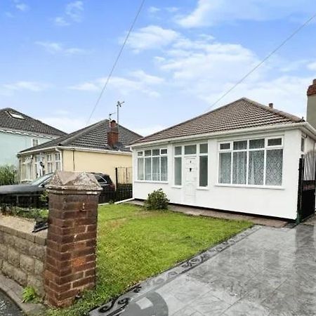 Uplands Grove Bungalow Hotel Wolverhampton Kültér fotó